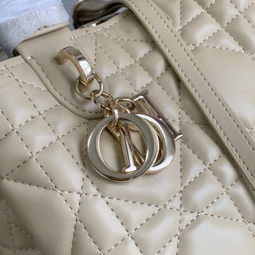 Replica Christian Dior AAA Quality Handbags For Women #1229984 $102.00 USD for Wholesale