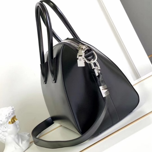 Replica Givenchy AAA Quality Handbags For Women #1230008 $244.63 USD for Wholesale