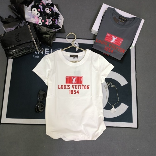 Wholesale Louis Vuitton LV T-Shirts Short Sleeved For Women #1231040 $32.00 USD, Wholesale Quality Replica Louis Vuitton LV T-Shirts