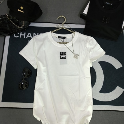 Wholesale Givenchy T-Shirts Short Sleeved For Women #1231046 $32.00 USD, Wholesale Quality Replica Givenchy T-Shirts