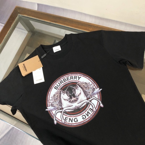 Replica Burberry T-Shirts Short Sleeved For Unisex #1231527 $40.00 USD for Wholesale