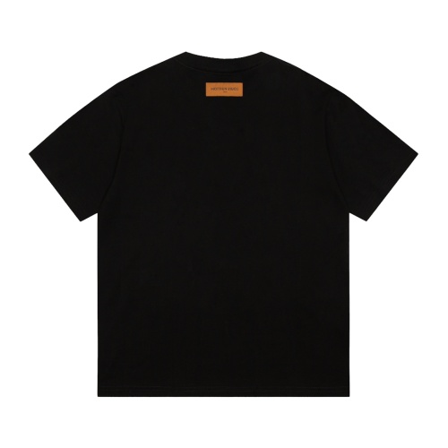 Replica Louis Vuitton LV T-Shirts Short Sleeved For Unisex #1231616 $38.00 USD for Wholesale