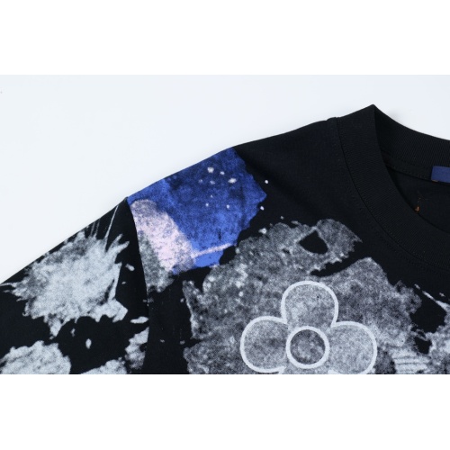 Replica Louis Vuitton LV T-Shirts Short Sleeved For Unisex #1231691 $45.00 USD for Wholesale