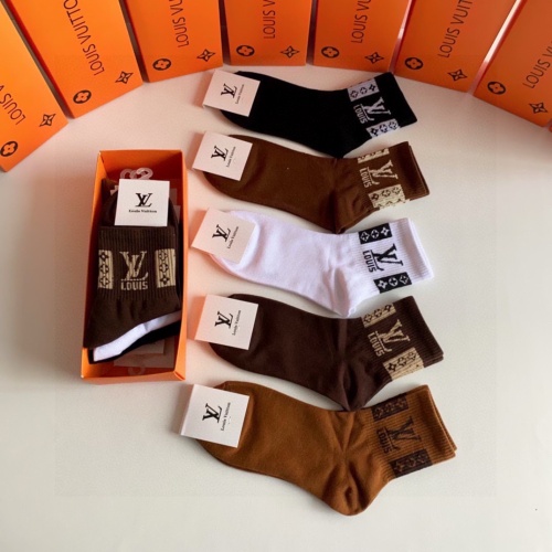 Replica Louis Vuitton LV Socks #1233021 $27.00 USD for Wholesale