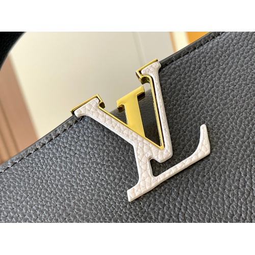 Replica Louis Vuitton AAA Quality Messenger Bags For Women #1233193 $88.00 USD for Wholesale