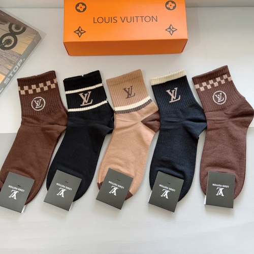 Wholesale Louis Vuitton LV Socks #1233488 $29.00 USD, Wholesale Quality Replica Louis Vuitton LV Socks