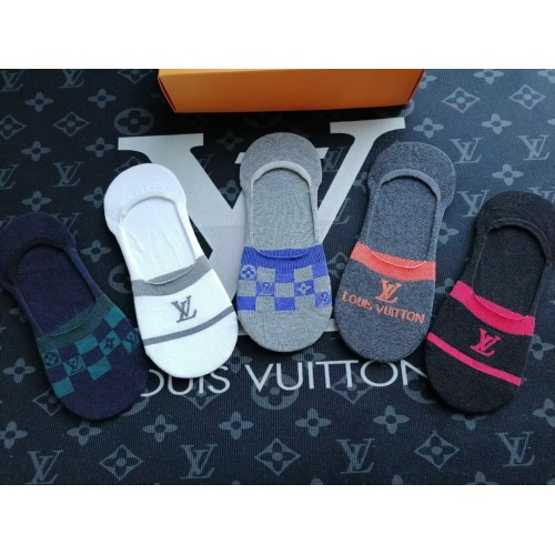 Wholesale Louis Vuitton LV Socks #1233859 $27.00 USD, Wholesale Quality Replica Louis Vuitton LV Socks