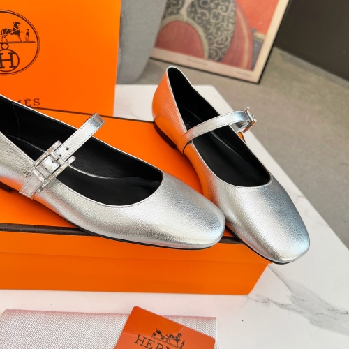 Replica Hermes Flat Shoes For Women #1236584 $98.00 USD for Wholesale