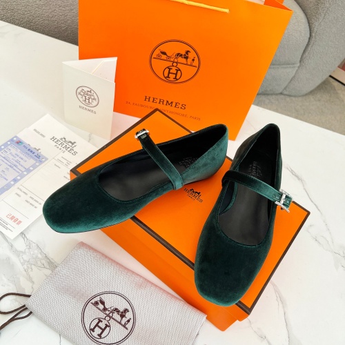 Replica Hermes Flat Shoes For Women #1236593 $98.00 USD for Wholesale