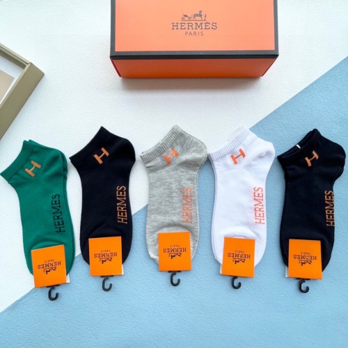 Wholesale Hermes Socks #1237745 $27.00 USD, Wholesale Quality Replica Hermes Socks