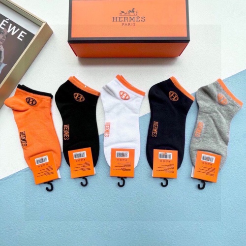 Replica Hermes Socks #1237747 $27.00 USD for Wholesale