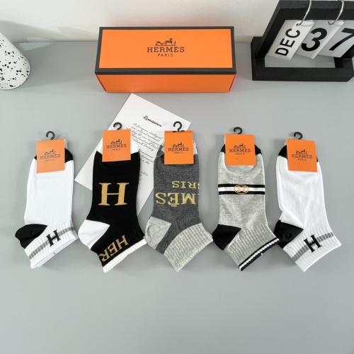 Replica Hermes Socks #1237748 $27.00 USD for Wholesale