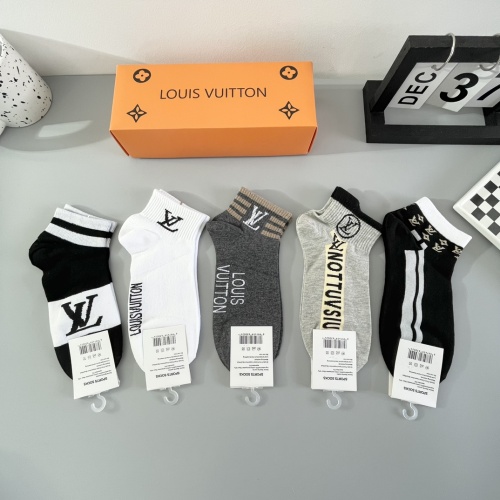 Replica Louis Vuitton LV Socks #1237771 $27.00 USD for Wholesale