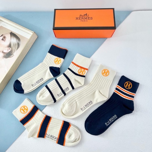 Replica Hermes Socks #1237826 $32.00 USD for Wholesale