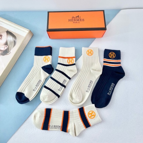 Replica Hermes Socks #1237826 $32.00 USD for Wholesale