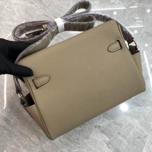 Replica Hermes AAA Quality Messenger Bags For Women #1238672 $96.00 USD for Wholesale