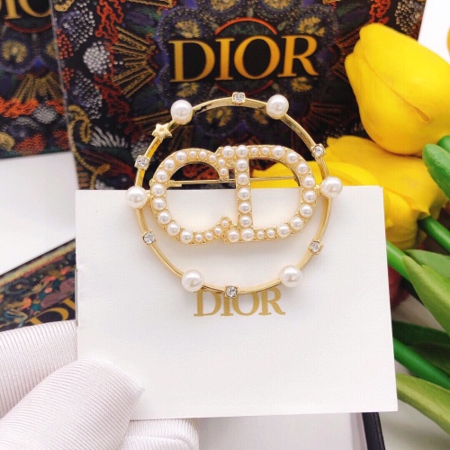 Replica Christian Dior Brooches For Women #1238766 $27.00 USD for Wholesale