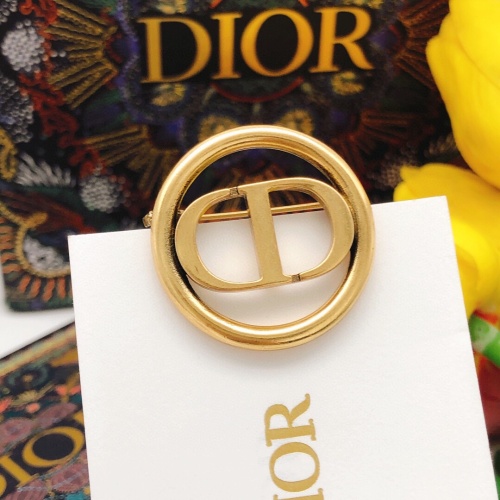 Wholesale Christian Dior Brooches For Women #1238935 $25.00 USD, Wholesale Quality Replica Christian Dior Brooches