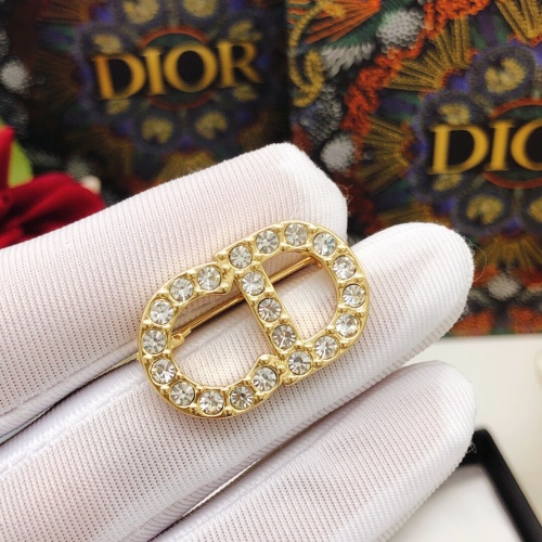 Replica Christian Dior Brooches For Women #1238936 $27.00 USD for Wholesale