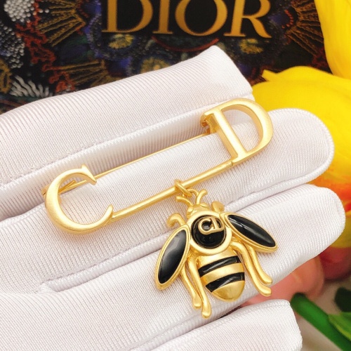 Replica Christian Dior Brooches For Women #1238951 $27.00 USD for Wholesale