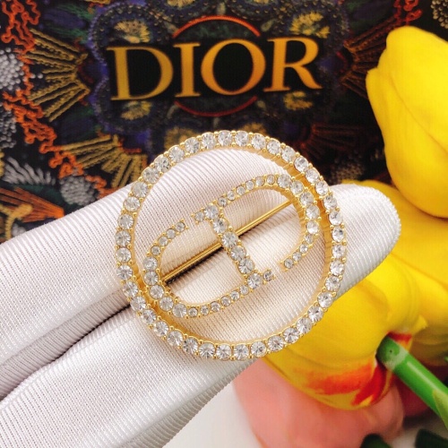 Replica Christian Dior Brooches For Women #1238953 $29.00 USD for Wholesale