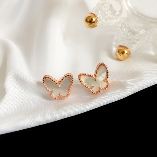 Wholesale Van Cleef &amp; Arpels Earrings For Women #1239104 $25.00 USD, Wholesale Quality Replica Van Cleef &amp; Arpels Earrings