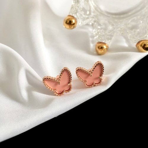 Wholesale Van Cleef &amp; Arpels Earrings For Women #1239109 $25.00 USD, Wholesale Quality Replica Van Cleef &amp; Arpels Earrings