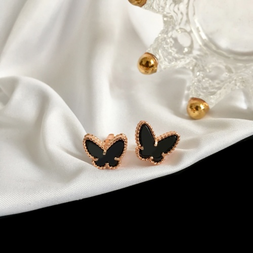 Wholesale Van Cleef &amp; Arpels Earrings For Women #1239142 $25.00 USD, Wholesale Quality Replica Van Cleef &amp; Arpels Earrings