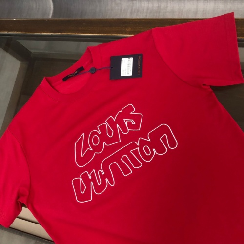 Replica Louis Vuitton LV T-Shirts Short Sleeved For Unisex #1239251 $41.00 USD for Wholesale