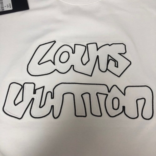 Replica Louis Vuitton LV T-Shirts Short Sleeved For Unisex #1239254 $41.00 USD for Wholesale