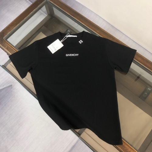 Wholesale Givenchy T-Shirts Short Sleeved For Unisex #1239260 $41.00 USD, Wholesale Quality Replica Givenchy T-Shirts