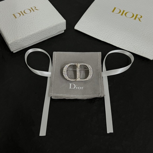 Replica Christian Dior Brooches For Women #1239907 $38.00 USD for Wholesale