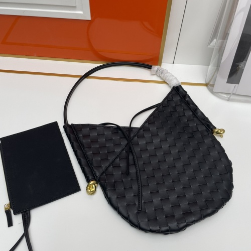 Replica Bottega Veneta BV AAA Quality Shoulder Bags For Women #1240936 $96.00 USD for Wholesale