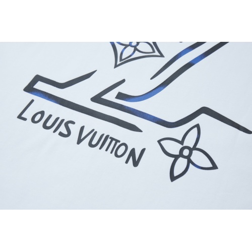 Replica Louis Vuitton LV T-Shirts Short Sleeved For Unisex #1241916 $48.00 USD for Wholesale