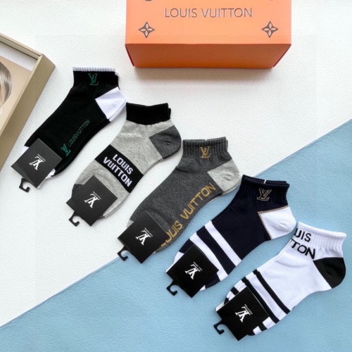 Replica Louis Vuitton LV Socks For Men #1242081 $27.00 USD for Wholesale