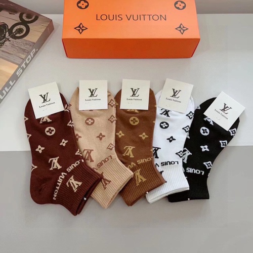 Replica Louis Vuitton LV Socks #1242243 $27.00 USD for Wholesale