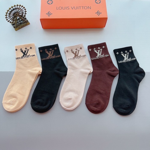 Wholesale Louis Vuitton LV Socks #1242244 $27.00 USD, Wholesale Quality Replica Louis Vuitton LV Socks