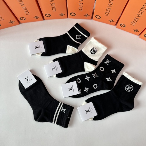 Replica Louis Vuitton LV Socks #1242415 $27.00 USD for Wholesale