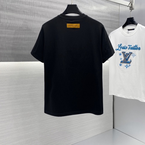 Replica Louis Vuitton LV T-Shirts Short Sleeved For Unisex #1244228 $64.00 USD for Wholesale