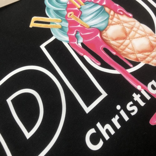 Replica Christian Dior T-Shirts Short Sleeved For Unisex #1244301 $41.00 USD for Wholesale