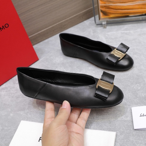 Replica Salvatore Ferragamo Flat Shoes For Women #1245318 $115.00 USD for Wholesale