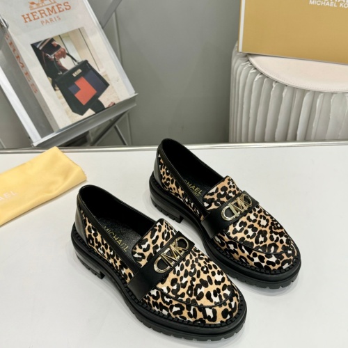 Wholesale Michael Kors Leather Shoes For Women #1245586 $96.00 USD, Wholesale Quality Replica Michael Kors Leather Shoes