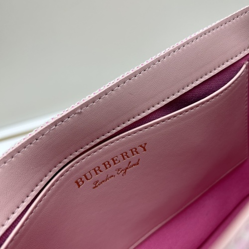 Replica Burberry AAA Quality Messenger Bags For Women #1248414 $108.00 USD for Wholesale