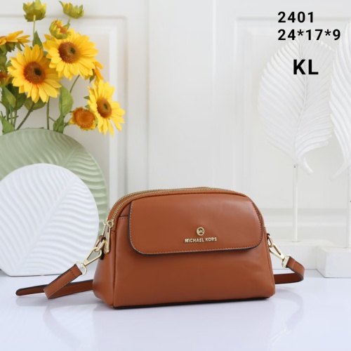 Wholesale Michael Kors Messenger Bags For Women #1248517 $29.00 USD, Wholesale Quality Replica Michael Kors Messenger Bags