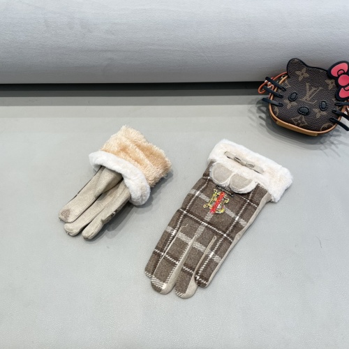 Replica Burberry Gloves #1249357 $42.00 USD for Wholesale