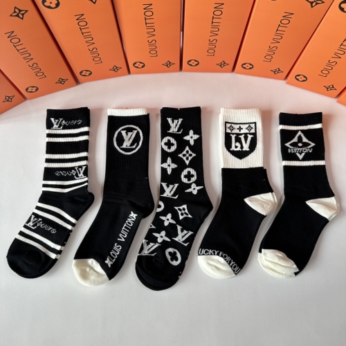 Wholesale Louis Vuitton LV Socks #1249616 $29.00 USD, Wholesale Quality Replica Louis Vuitton LV Socks