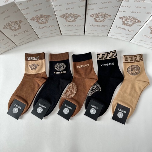 Wholesale Versace Socks #1249946 $27.00 USD, Wholesale Quality Replica Versace Socks