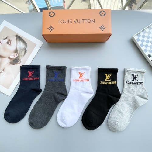 Wholesale Louis Vuitton LV Socks #1250079 $27.00 USD, Wholesale Quality Replica Louis Vuitton LV Socks