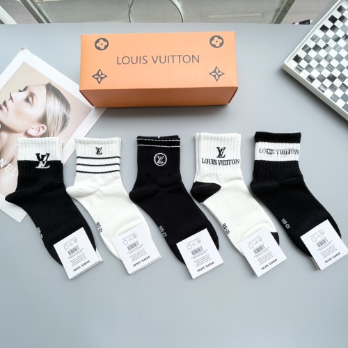 Replica Louis Vuitton LV Socks #1250123 $27.00 USD for Wholesale