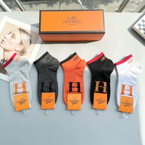 Wholesale Hermes Socks #1250128 $27.00 USD, Wholesale Quality Replica Hermes Socks